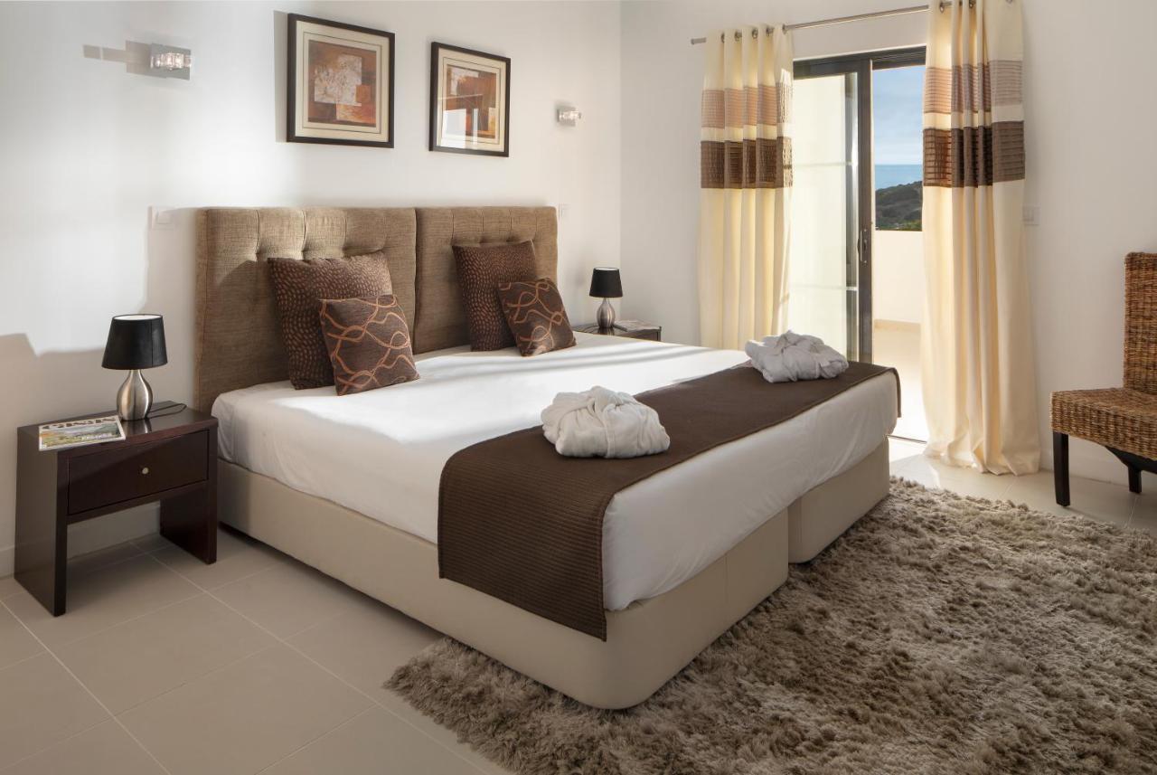 Apartamento de 1 Quarto com Vista do Mar